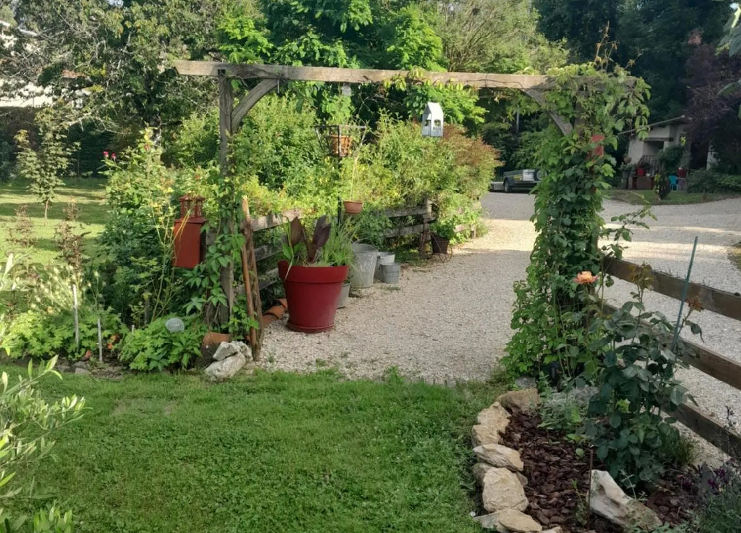 Chambre D'Hote Amitie Et Jardin Carmaux 住宿加早餐酒店